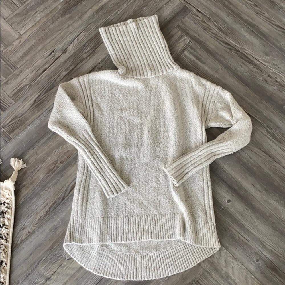 Ann Taylor turtleneck